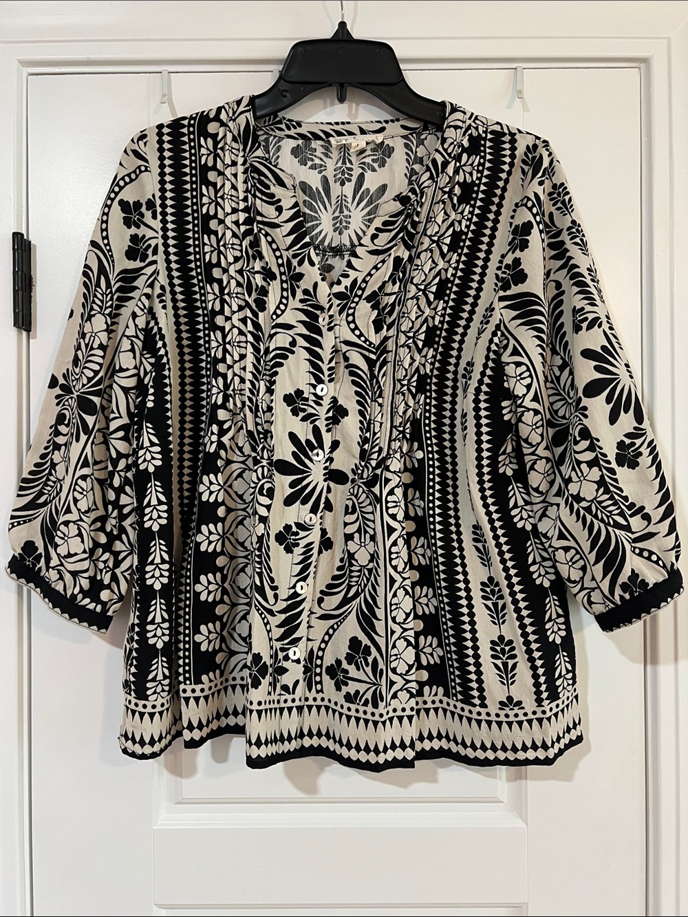 Black and Cream Floral Button-Front Blouse